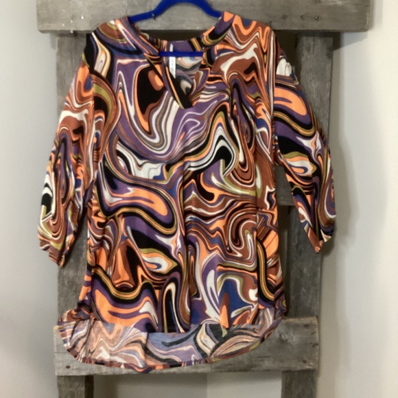 NEW Dear Scarlett Lizzy Top in Plus Sizes - Picture 1 of 4